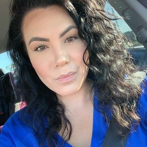 Meet your Posher, Marie